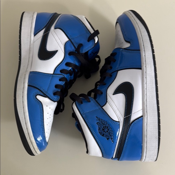 Jordan 1 SE Mid Signal Blue - Picture 4 of 9
